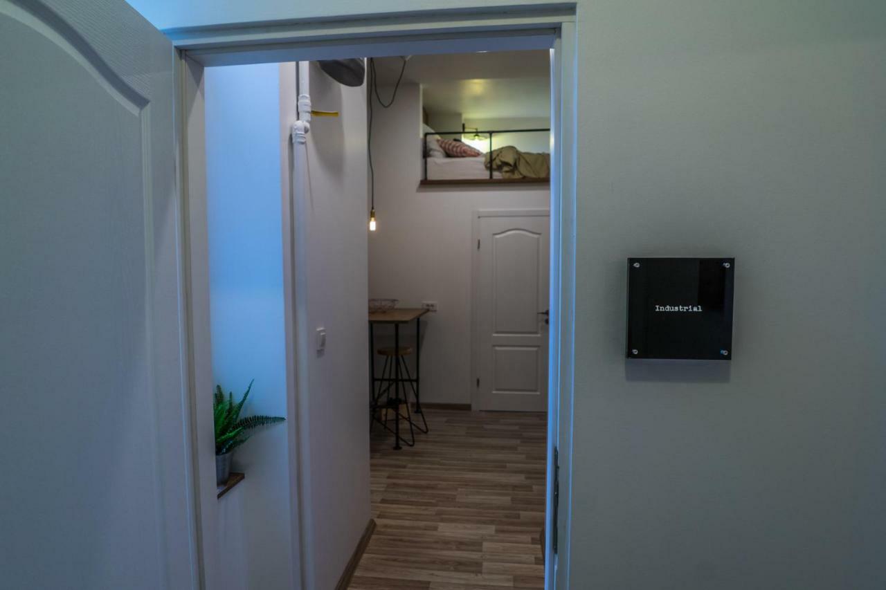 Apartments Industrial Nordic 자그레브 외부 사진