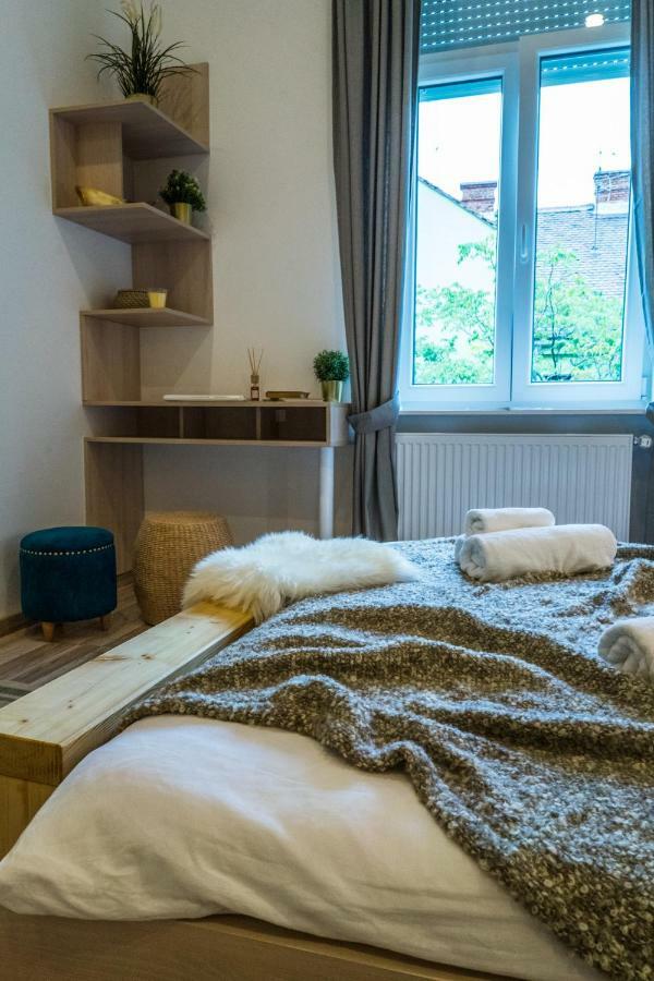 Apartments Industrial Nordic 자그레브 외부 사진